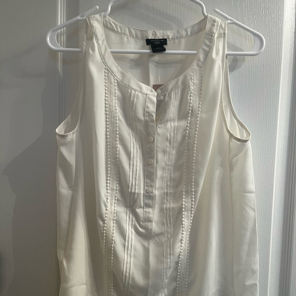 Ann Taylor Sleeveless Top